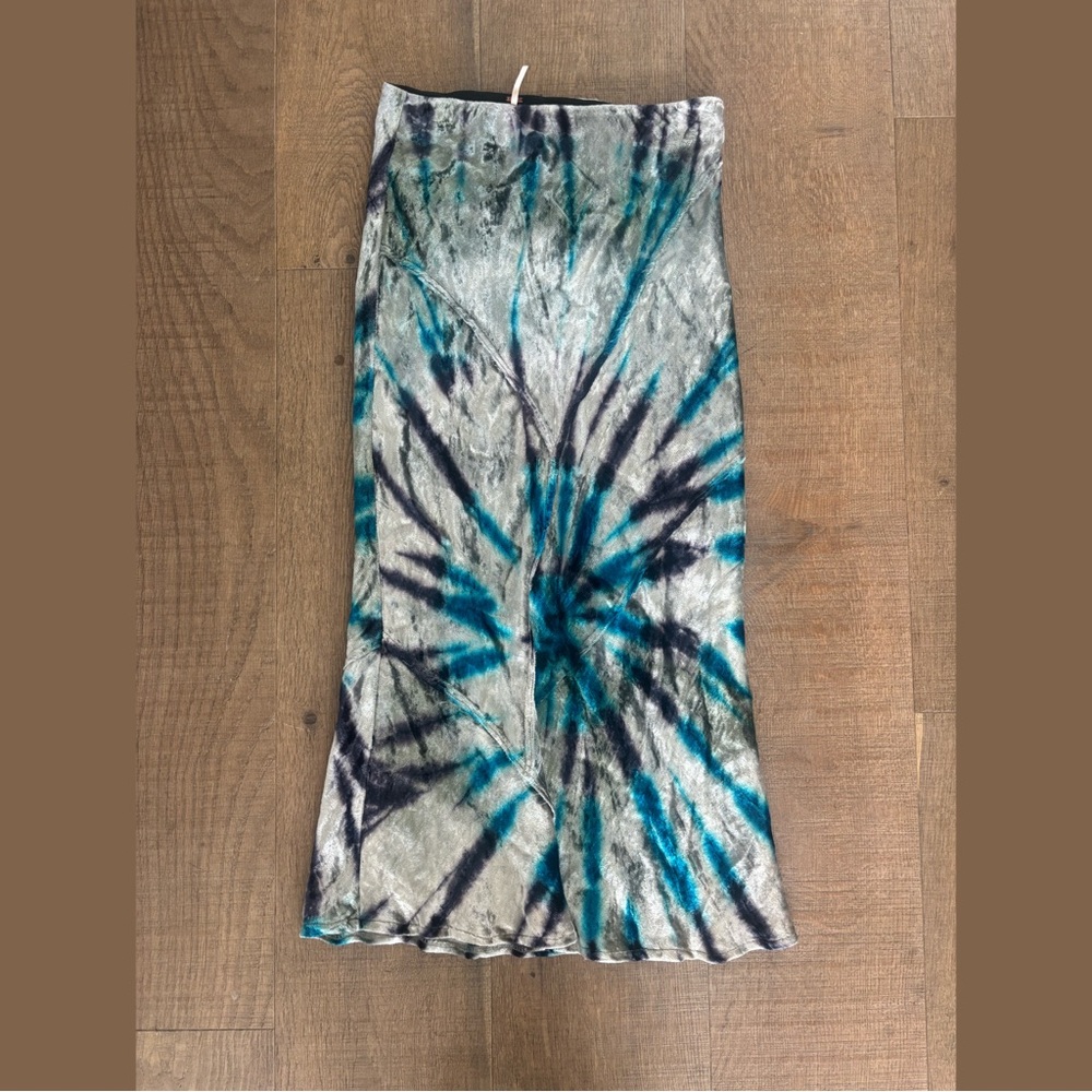 free people serious swagger velvet pisces tie dye skirt - Picture 2 of 7